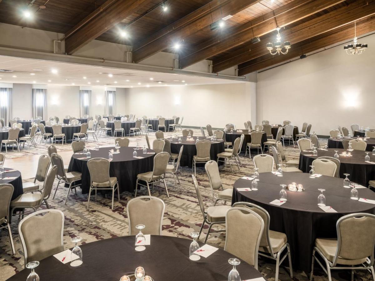 Crowne Plaza Milwaukee South By Ihg Otel Dış mekan fotoğraf